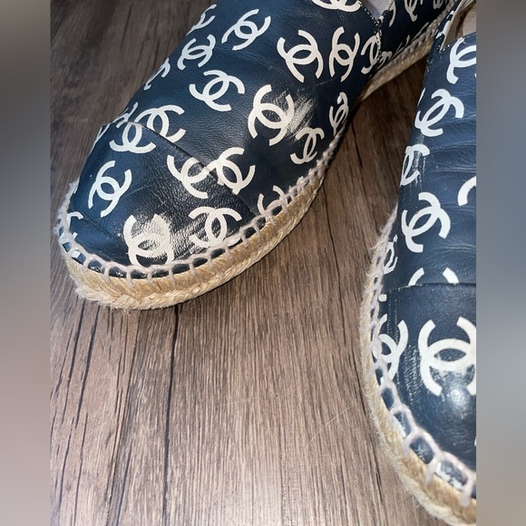 Chanel Lambskin Logo Espadrilles Navy Size 41 - Picture 8 of 8